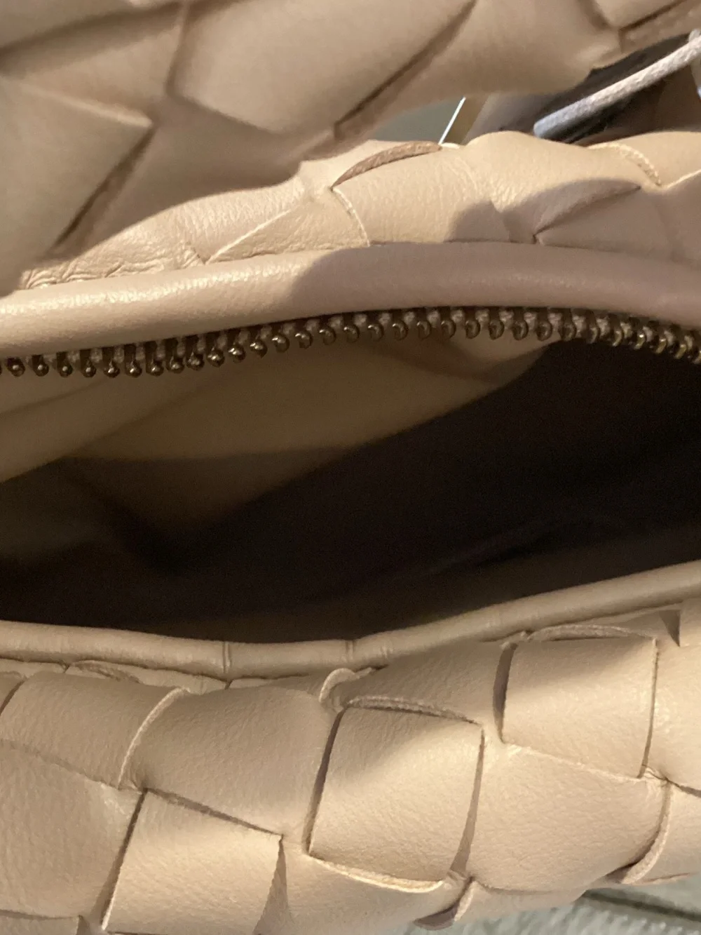 Woven Padded Hobo‎ Bag in Nude Beige